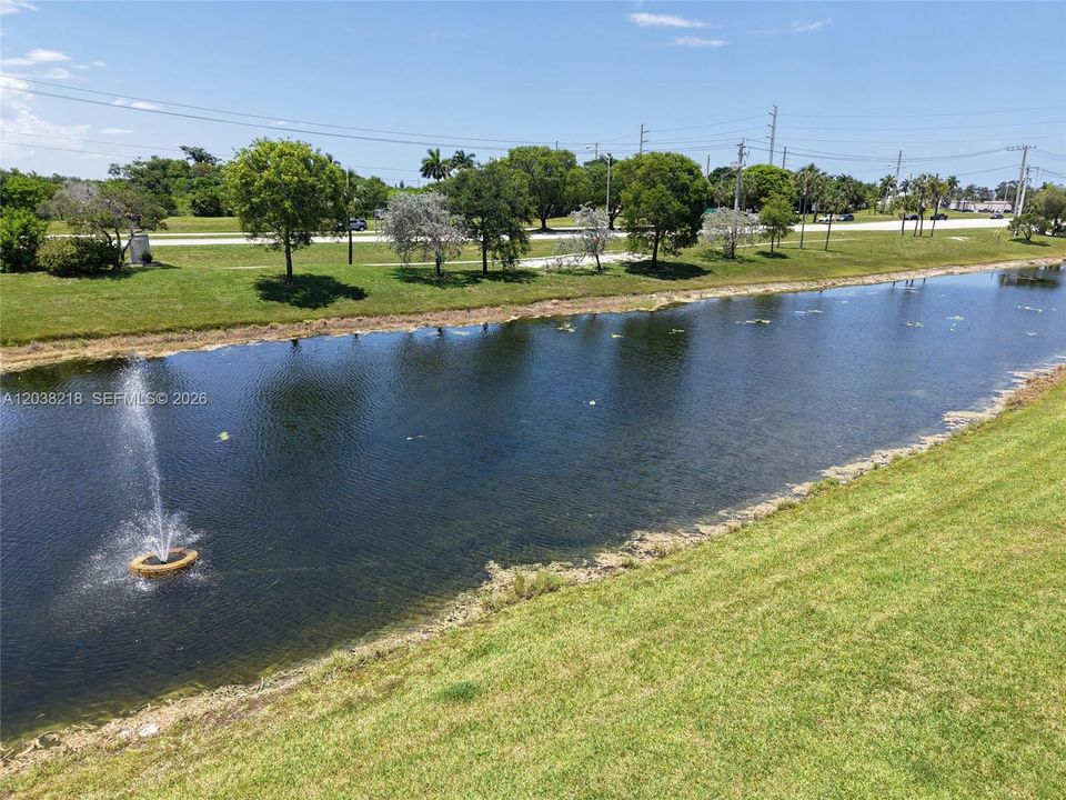 For Sale: $288,000 (2 beds, 2 baths, 1150 Square Feet)