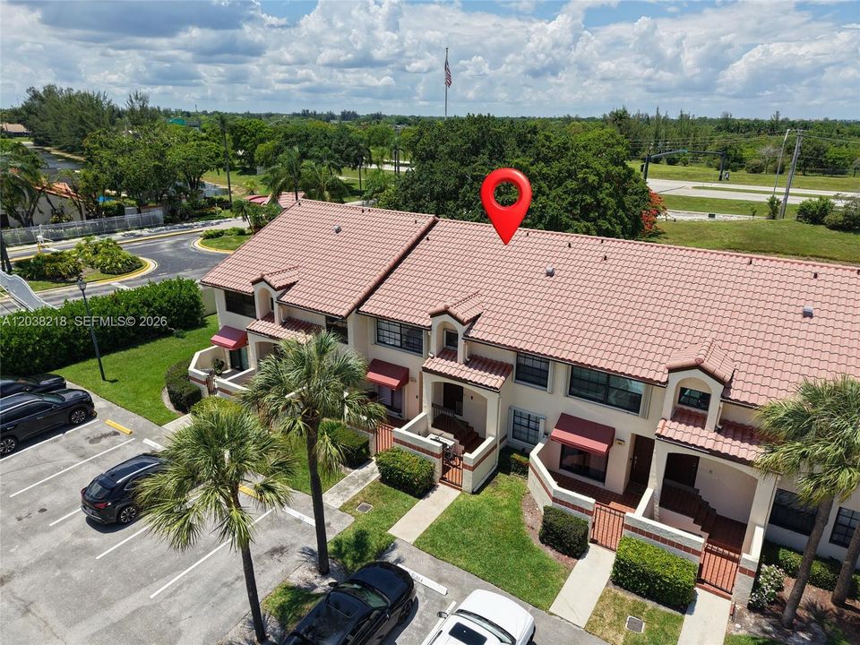 For Sale: $288,000 (2 beds, 2 baths, 1150 Square Feet)