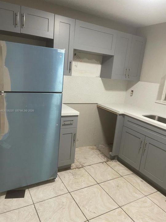 В аренду: $1,800 (3 спален, 1 ванн, 2329 Квадратных фут)