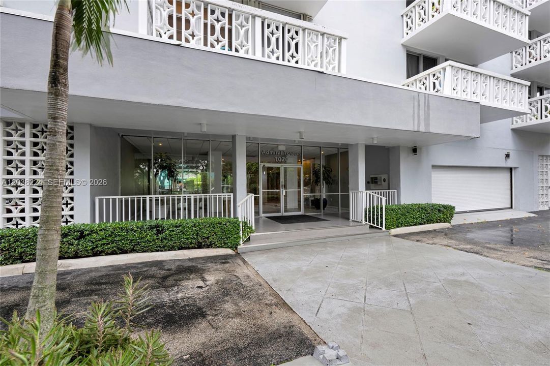 En Venta: $315,000 (1 camas, 1 baños, 766 Pies cuadrados)