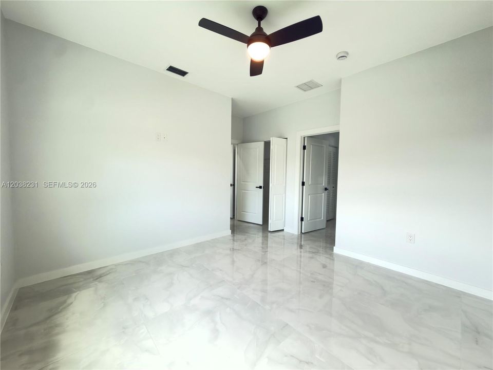 For Rent: $2,200 (3 beds, 2 baths, 1546 Square Feet)
