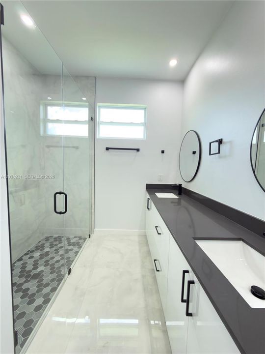 For Rent: $2,200 (3 beds, 2 baths, 1546 Square Feet)