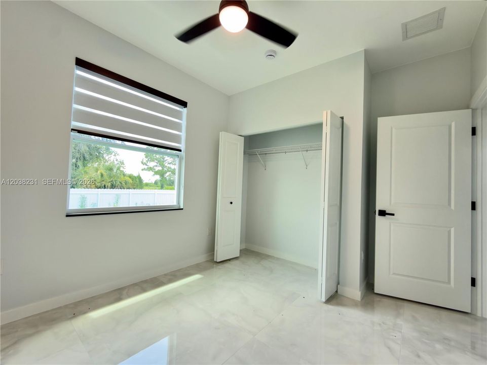 For Rent: $2,200 (3 beds, 2 baths, 1546 Square Feet)