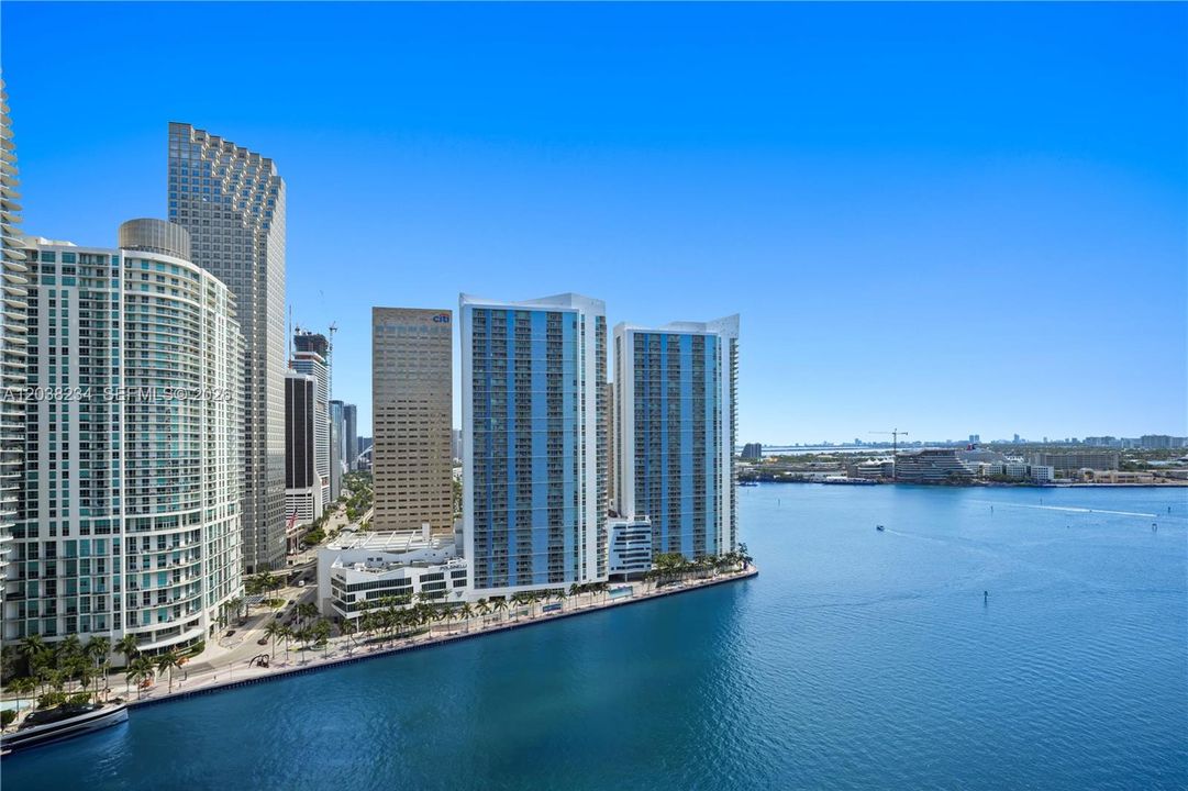 На продажу: $3,995,000 (4 спален, 4 ванн, 2860 Квадратных фут)
