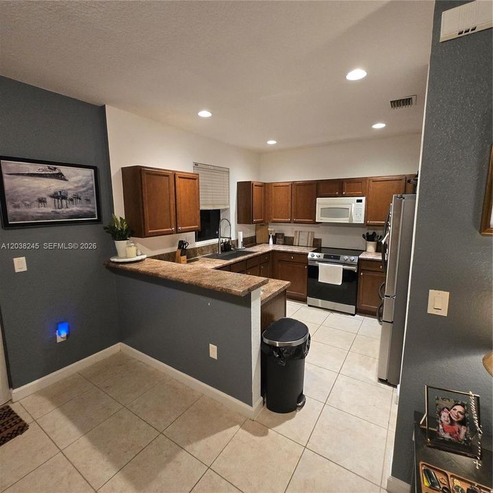For Sale: $429,000 (3 beds, 2 baths, 1706 Square Feet)