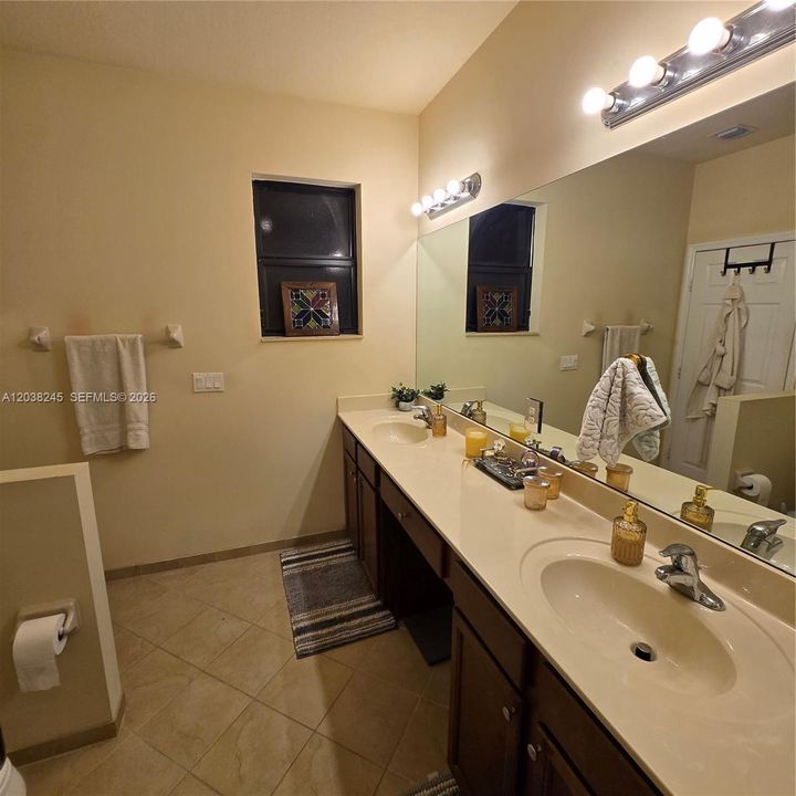 For Sale: $429,000 (3 beds, 2 baths, 1706 Square Feet)