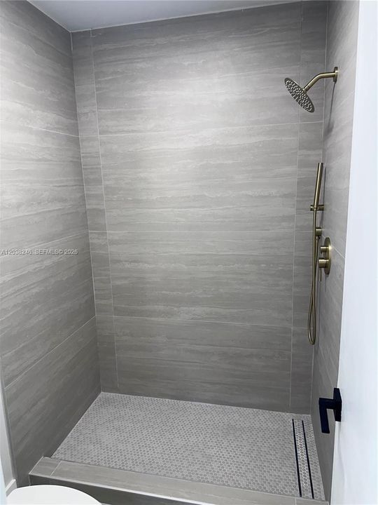 For Sale: $667,000 (4 beds, 2 baths, 1595 Square Feet)