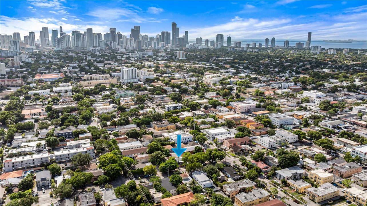 На продажу: $495,000 (3 спален, 1 ванн, 804 Квадратных фут)