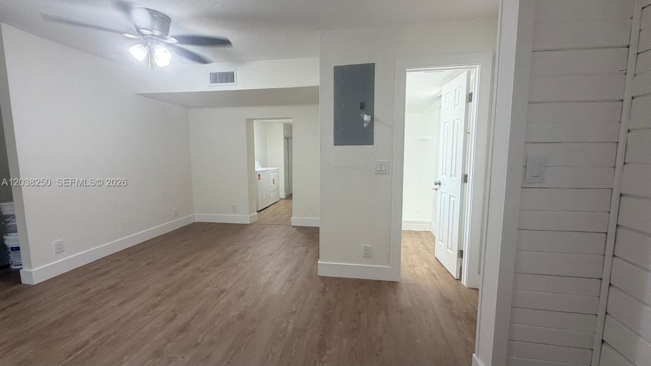 В аренду: $4,450 (5 спален, 2 ванн, 2000 Квадратных фут)