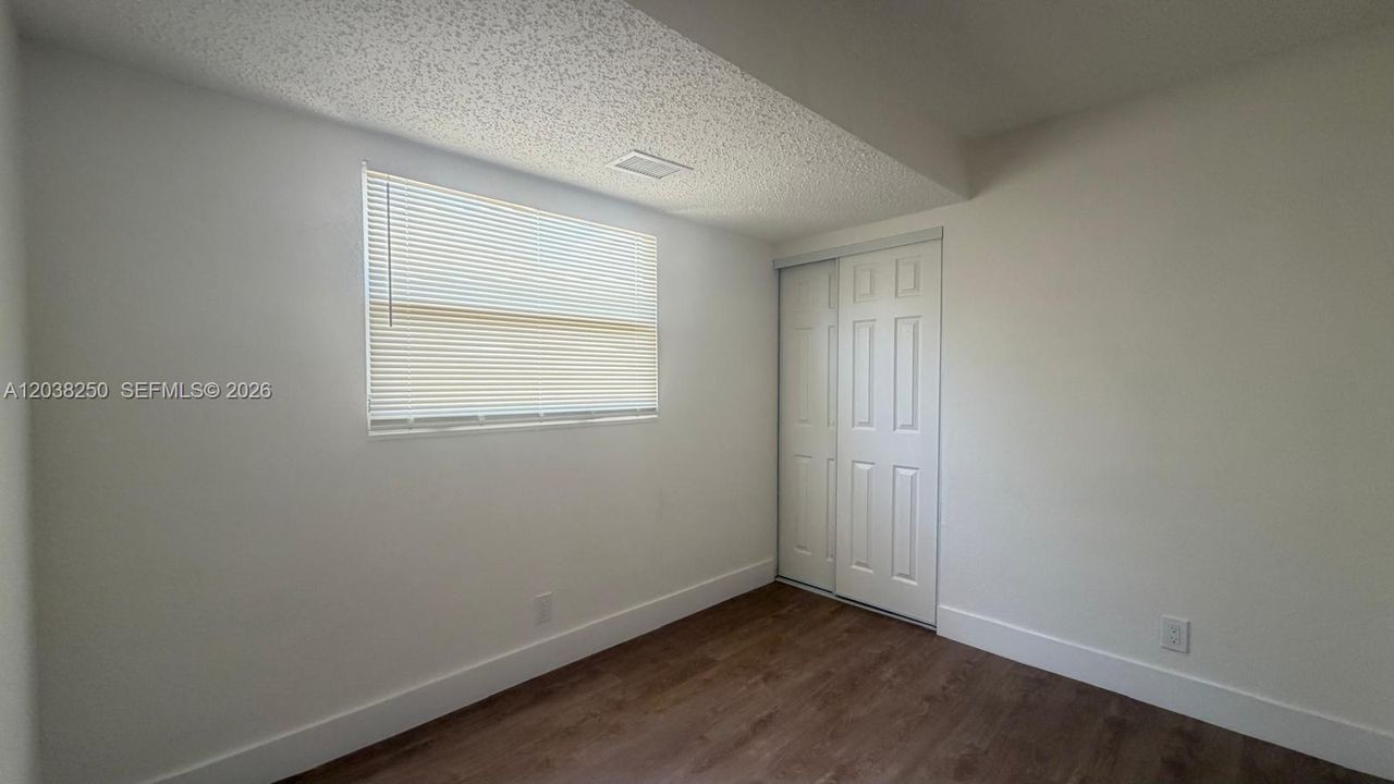 В аренду: $4,450 (5 спален, 2 ванн, 2000 Квадратных фут)