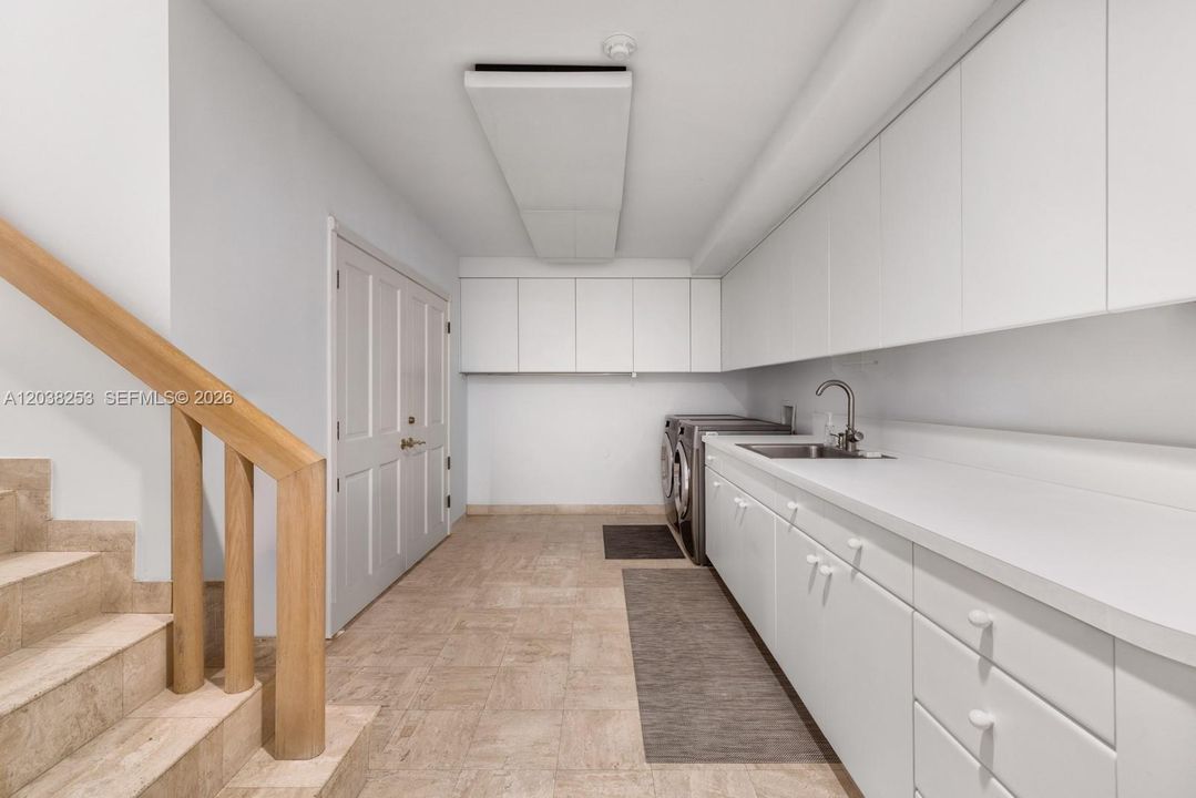 En Renta: $55,000 (6 camas, 7 baños, 6637 Pies cuadrados)