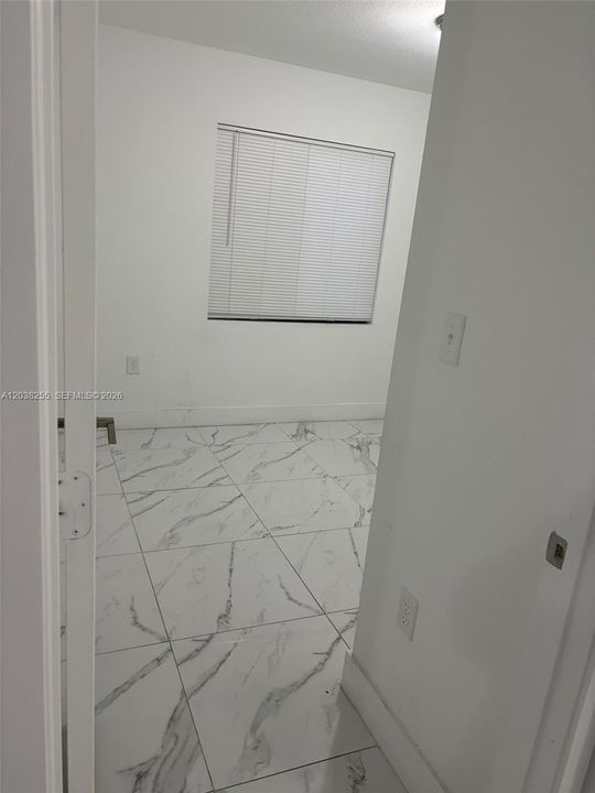 For Rent: $3,450 (3 beds, 3 baths, 1234 Square Feet)