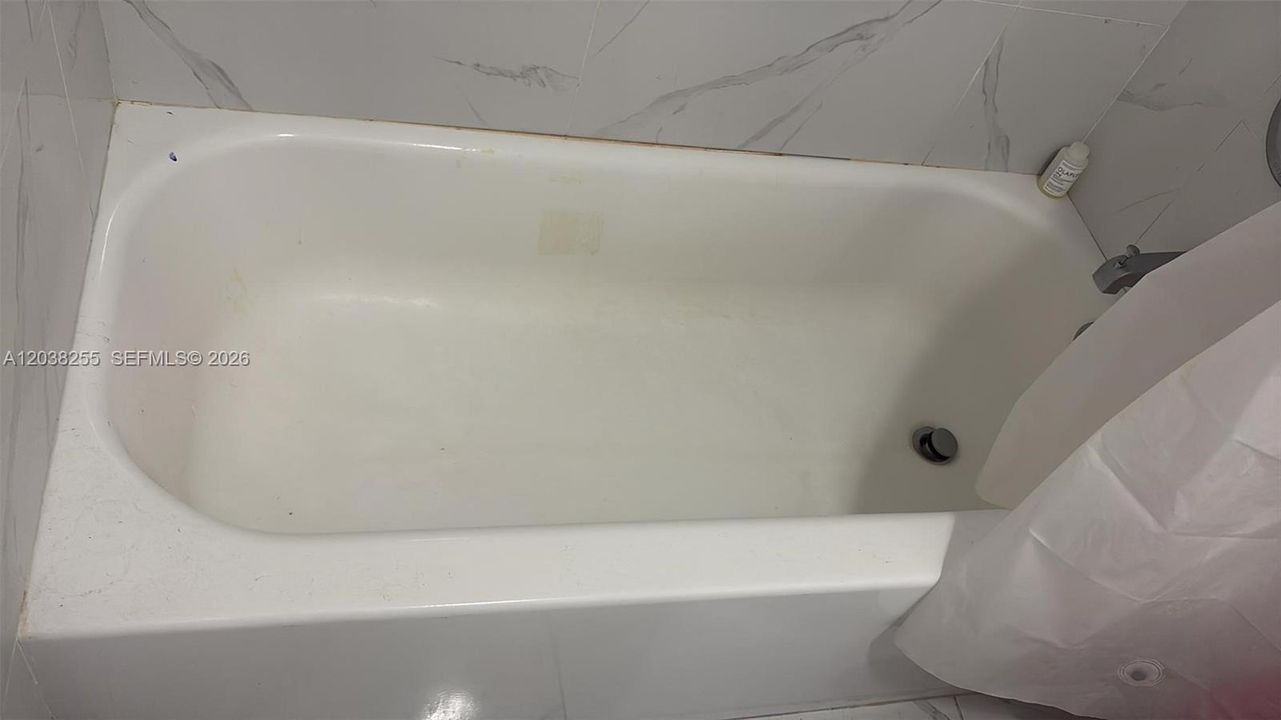 For Rent: $3,450 (3 beds, 3 baths, 1234 Square Feet)