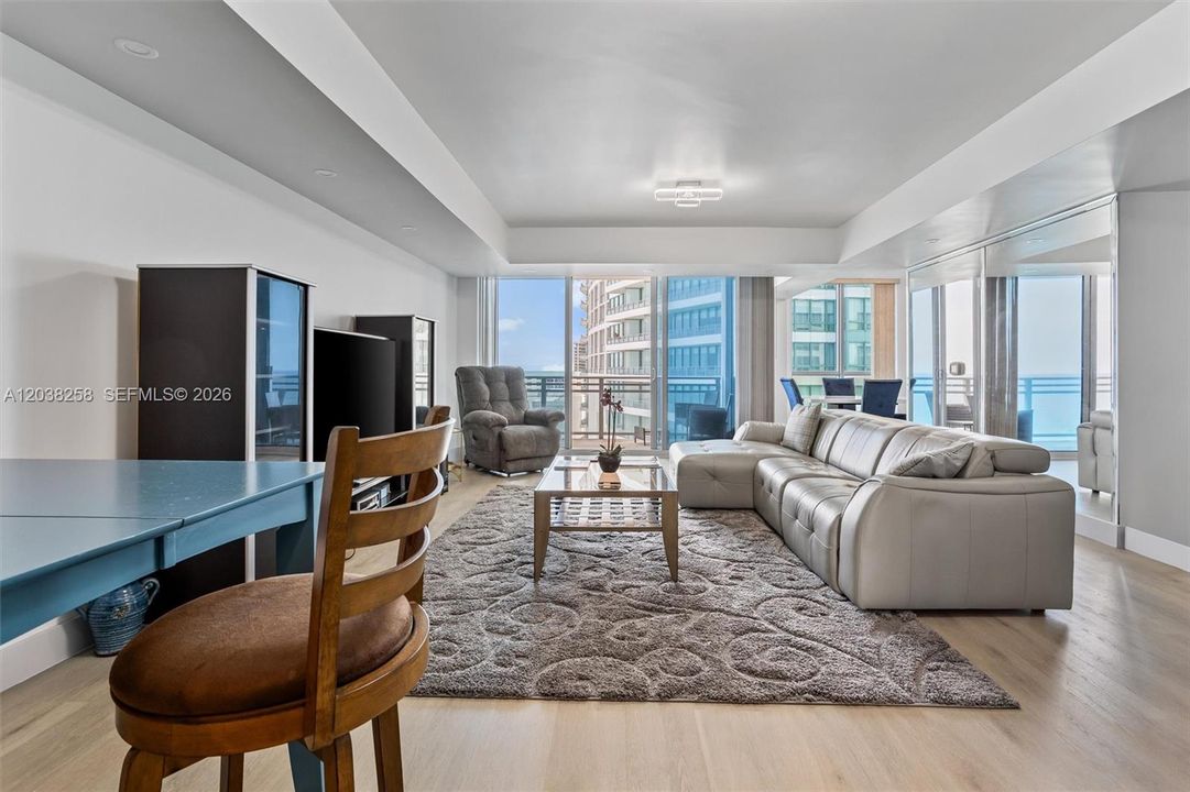 For Sale: $1,597,000 (3 beds, 2 baths, 2260 Square Feet)