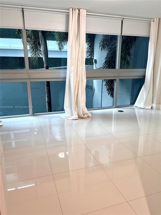 В аренду: $4,950 (2 спален, 3 ванн, 1663 Квадратных фут)
