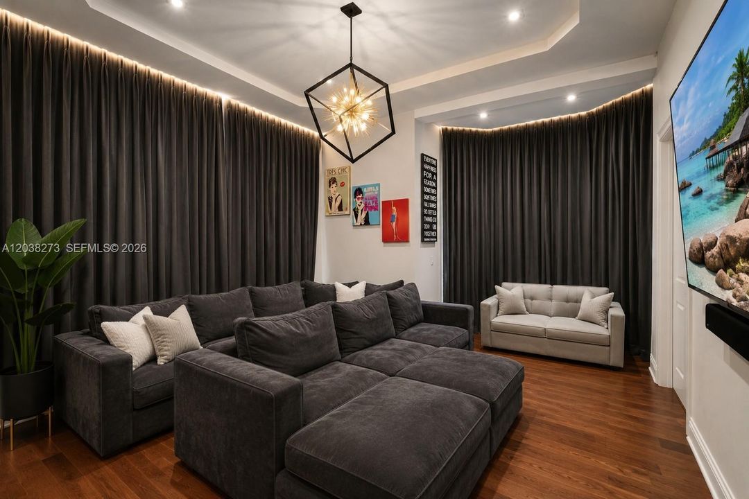 For Sale: $6,300,000 (7 beds, 6 baths, 6361 Square Feet)