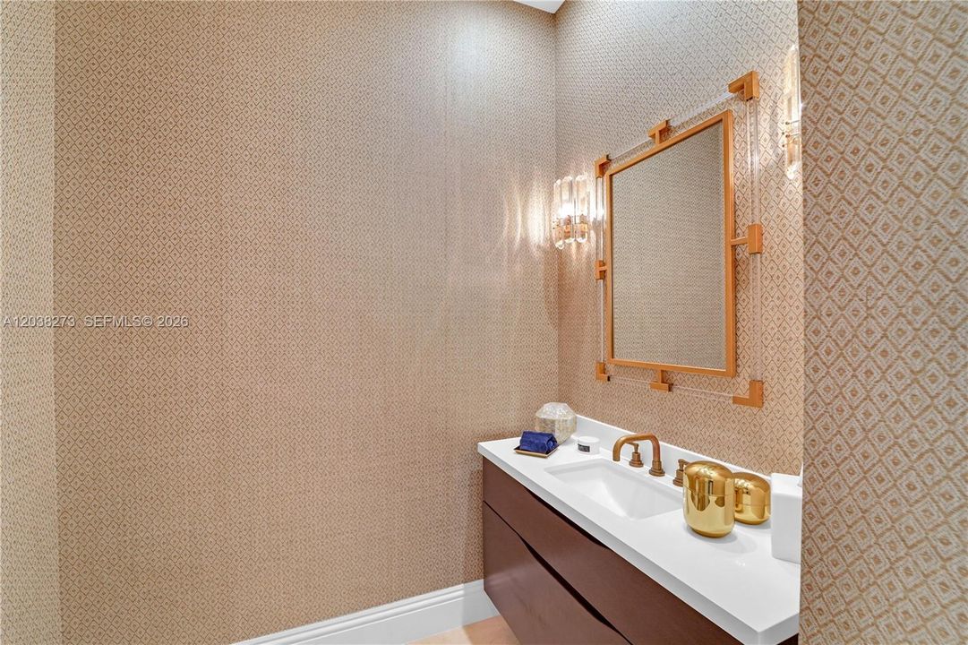 For Sale: $6,300,000 (7 beds, 6 baths, 6361 Square Feet)