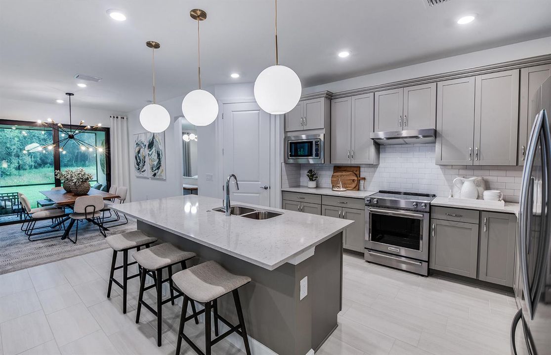 SWFL_HML_Mystique_Kitchen-2_web