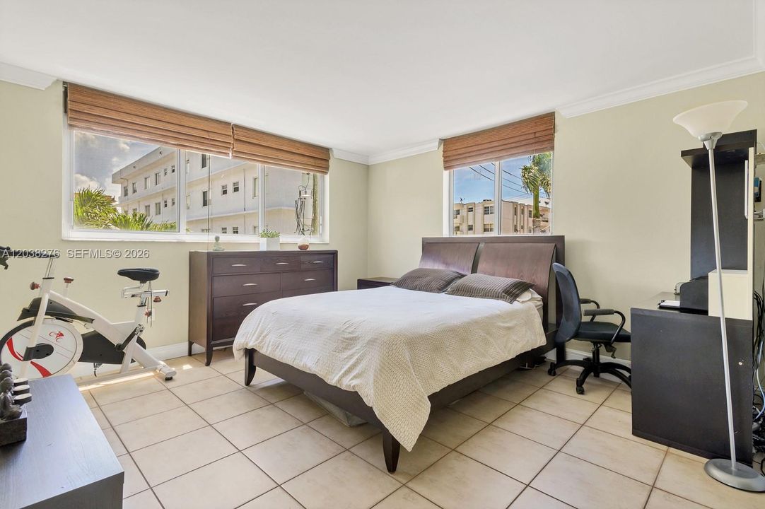 В аренду: $3,400 (2 спален, 2 ванн, 970 Квадратных фут)