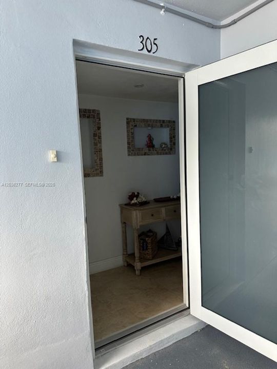 En Venta: $397,500 (1 camas, 1 baños, 750 Pies cuadrados)