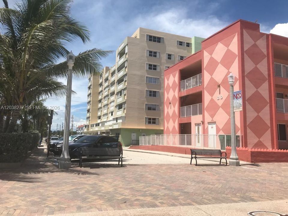 En Venta: $397,500 (1 camas, 1 baños, 750 Pies cuadrados)