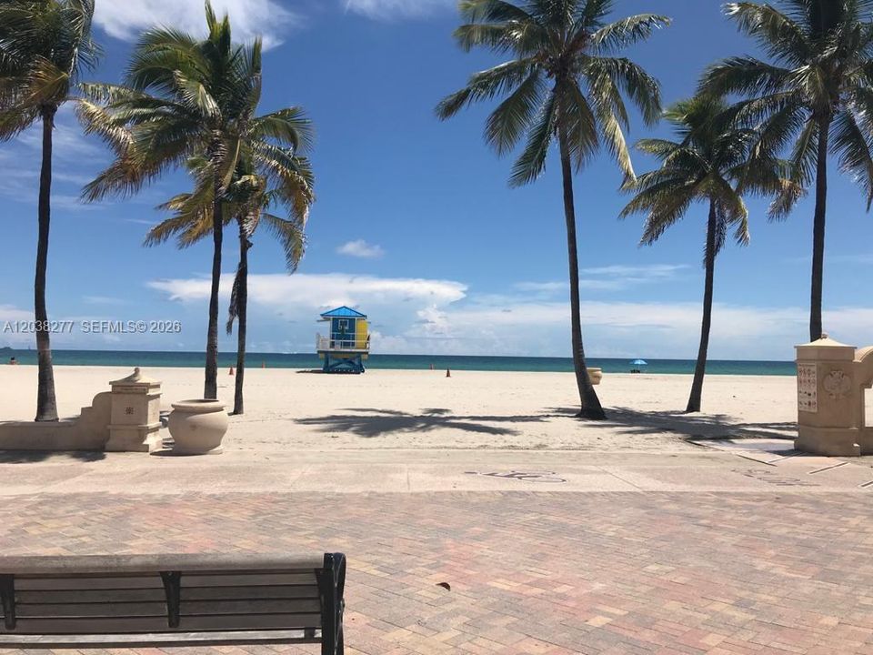 En Venta: $397,500 (1 camas, 1 baños, 750 Pies cuadrados)