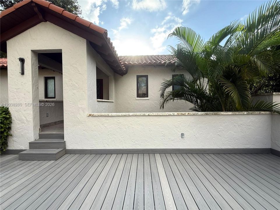 En Renta: $9,500 (3 camas, 2 baños, 2337 Pies cuadrados)