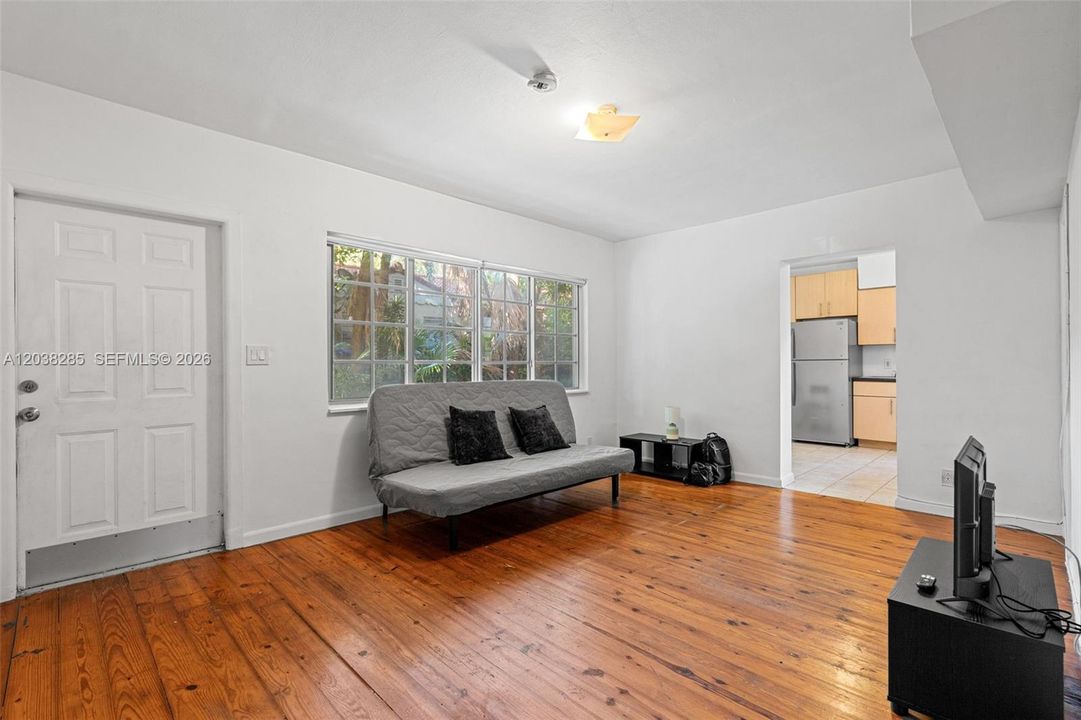 For Sale: $212,000 (0 beds, 1 baths, 416 Square Feet)