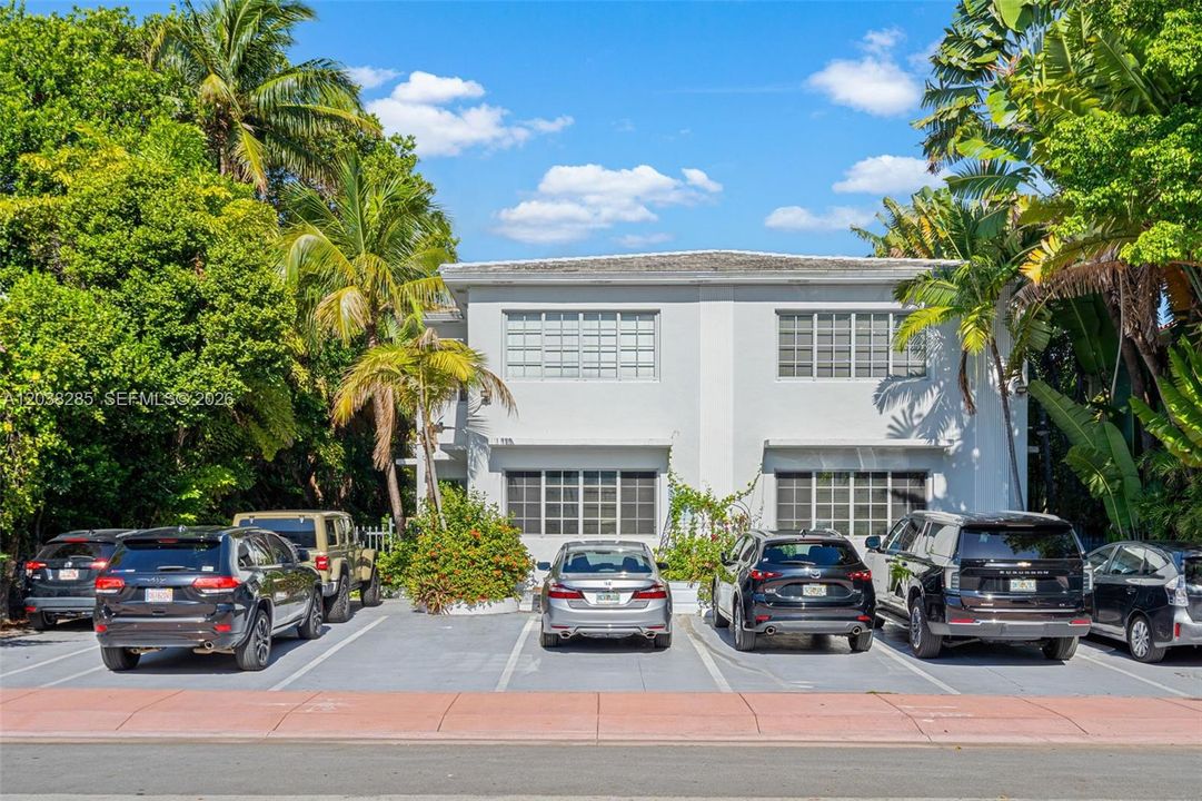 For Sale: $212,000 (0 beds, 1 baths, 416 Square Feet)