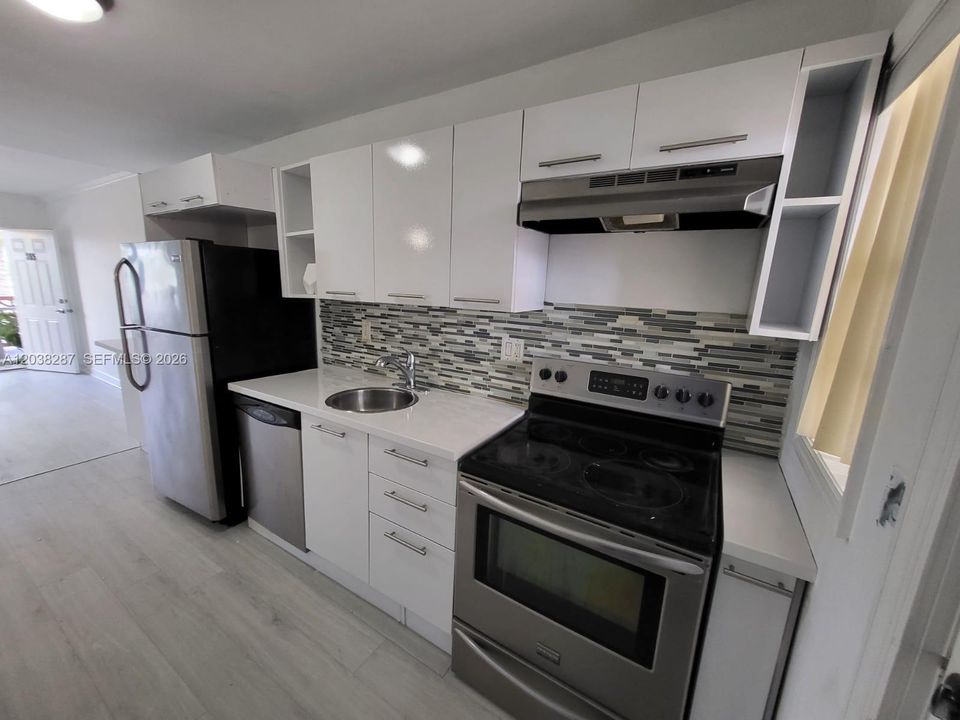 En Renta: $2,350 (2 camas, 1 baños, 839 Pies cuadrados)