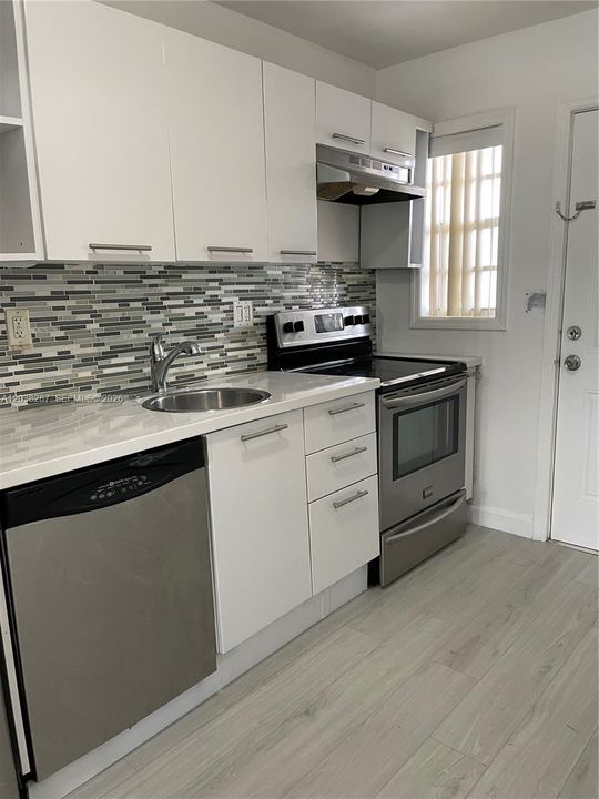 En Renta: $2,350 (2 camas, 1 baños, 839 Pies cuadrados)