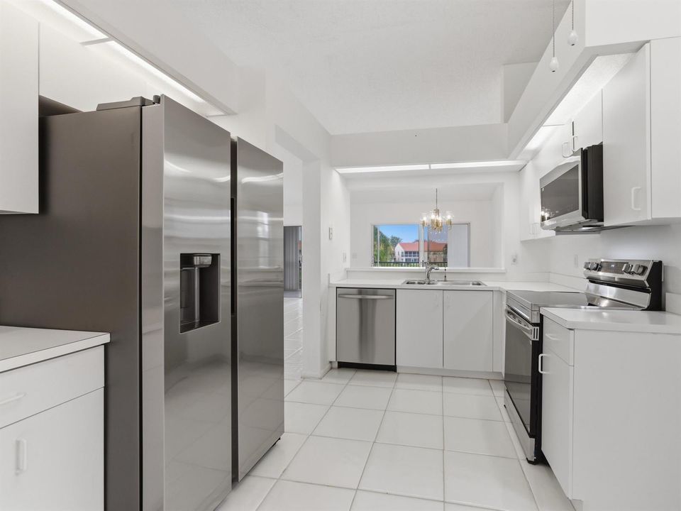 Kitchen 1