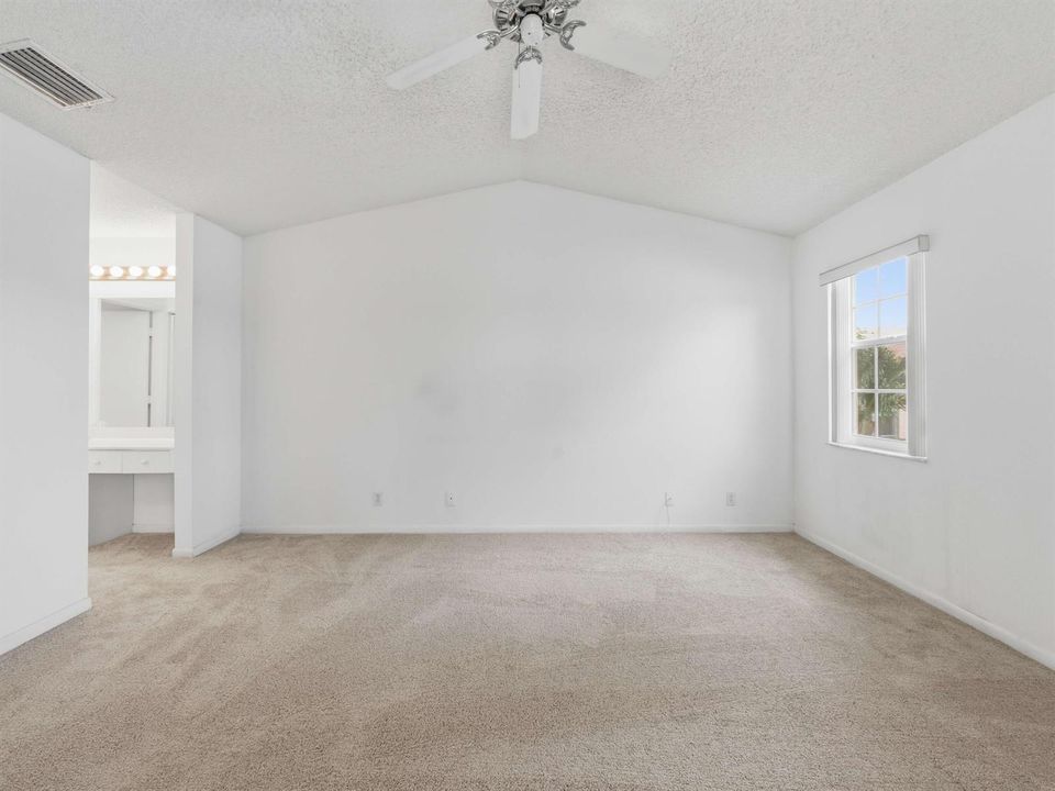 Primary Bedroom 4