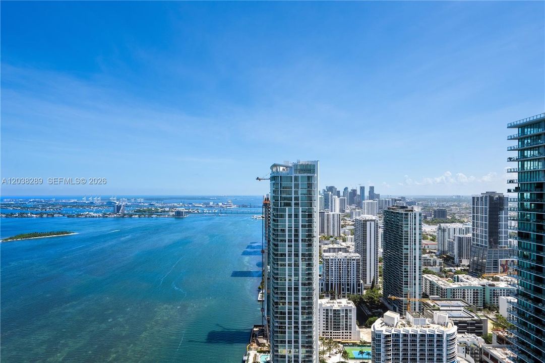 На продажу: $4,495,000 (3 спален, 4 ванн, 2664 Квадратных фут)