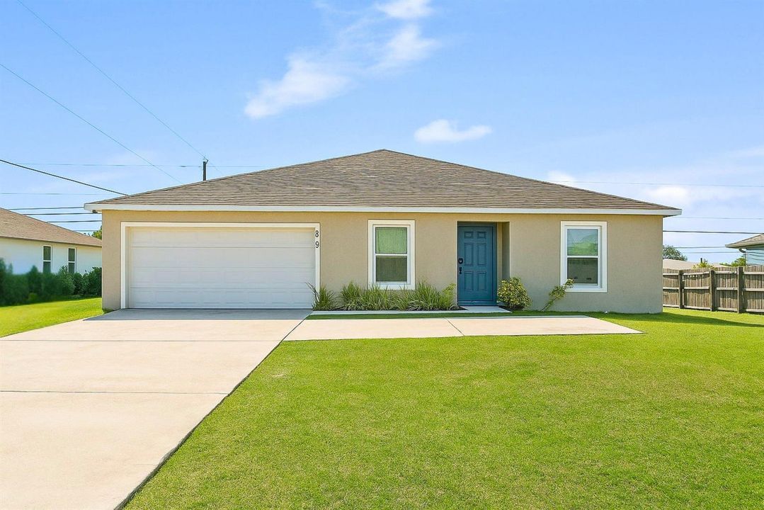 1122 SW Del Rio Boulevard