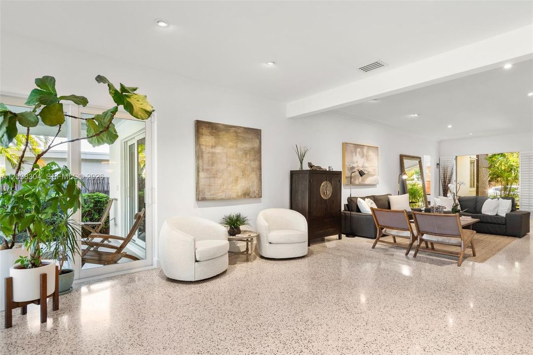 For Rent: $25,000 (4 beds, 4 baths, 2672 Square Feet)