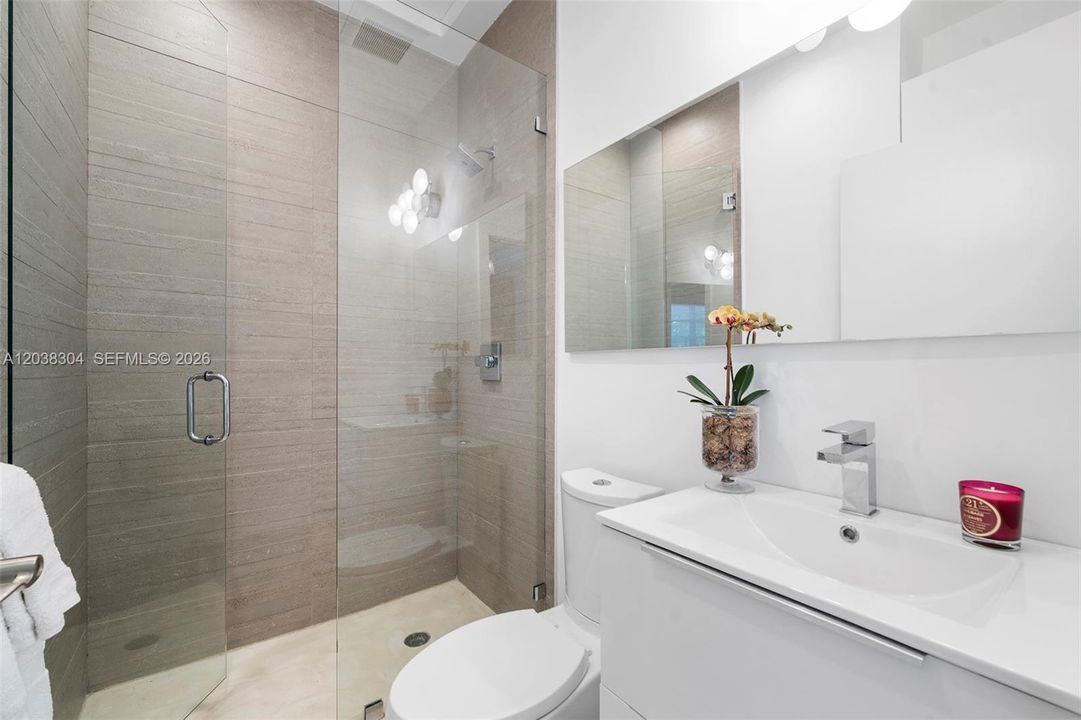 For Rent: $25,000 (4 beds, 4 baths, 2672 Square Feet)