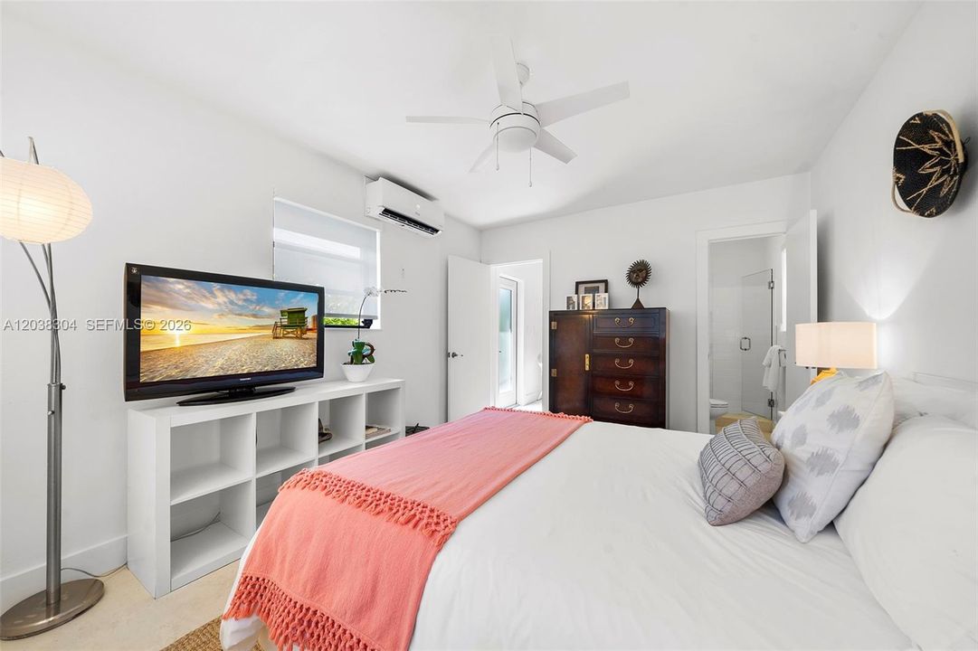 For Rent: $25,000 (4 beds, 4 baths, 2672 Square Feet)