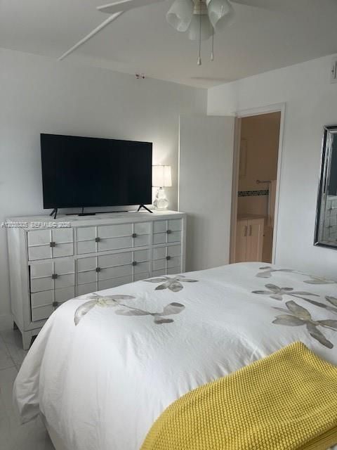 For Sale: $542,000 (2 beds, 2 baths, 1200 Square Feet)