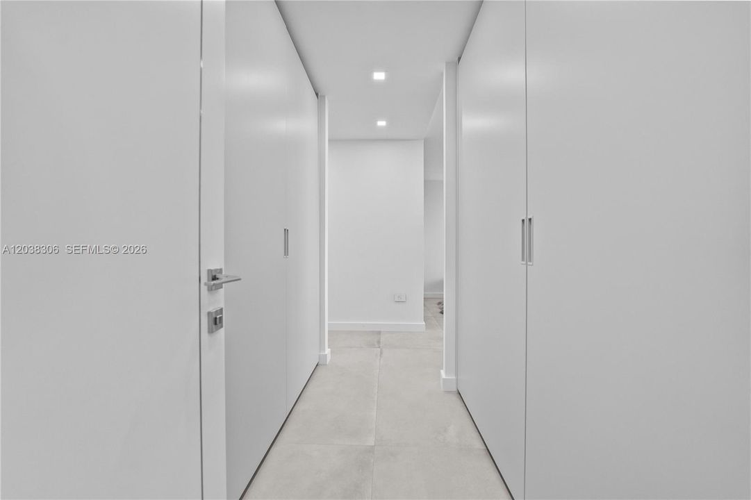 For Sale: $1,199,000 (2 beds, 2 baths, 1455 Square Feet)