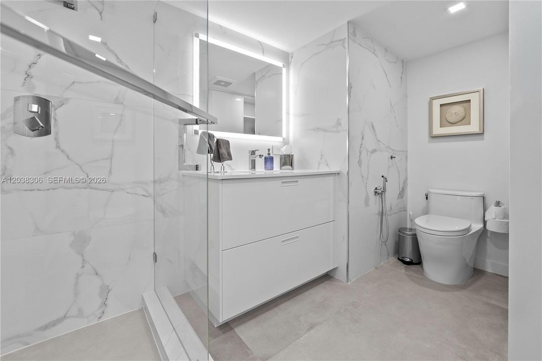 For Sale: $1,199,000 (2 beds, 2 baths, 1455 Square Feet)