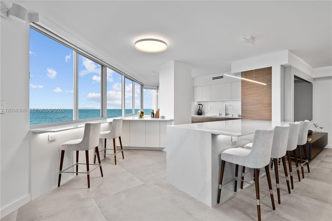 For Sale: $1,199,000 (2 beds, 2 baths, 1455 Square Feet)