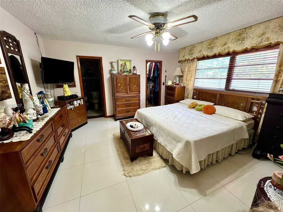На продажу: $1,195,000 (5 спален, 4 ванн, 2539 Квадратных фут)