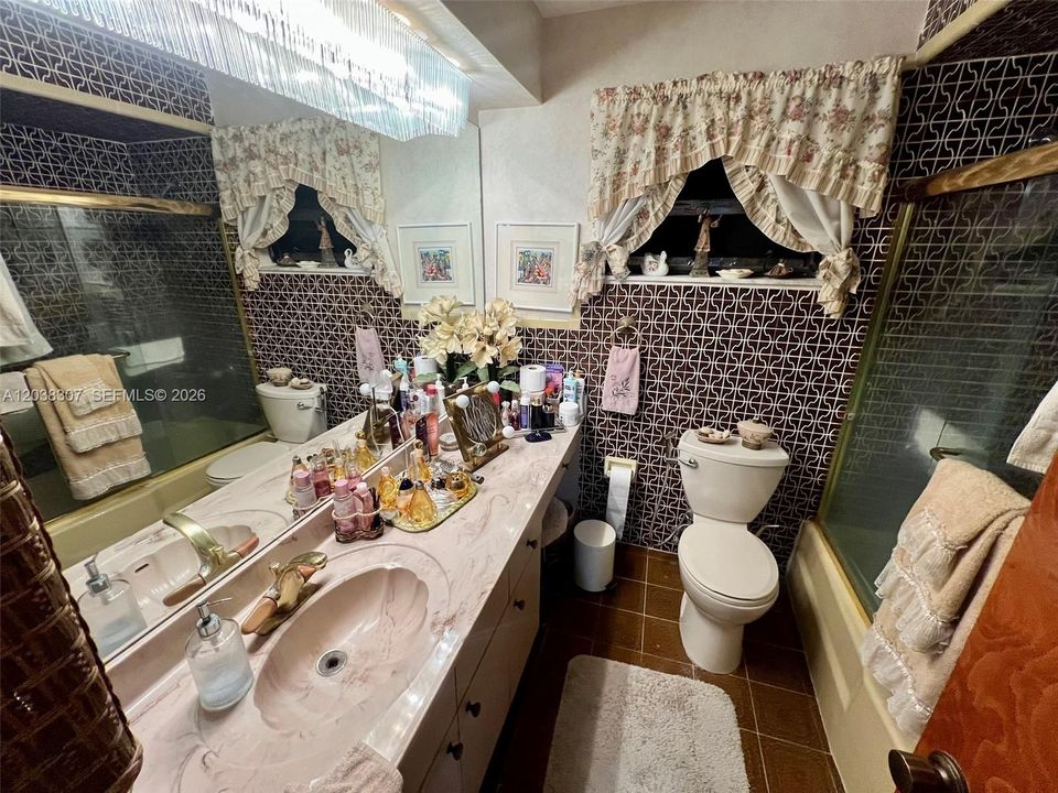 На продажу: $1,195,000 (5 спален, 4 ванн, 2539 Квадратных фут)
