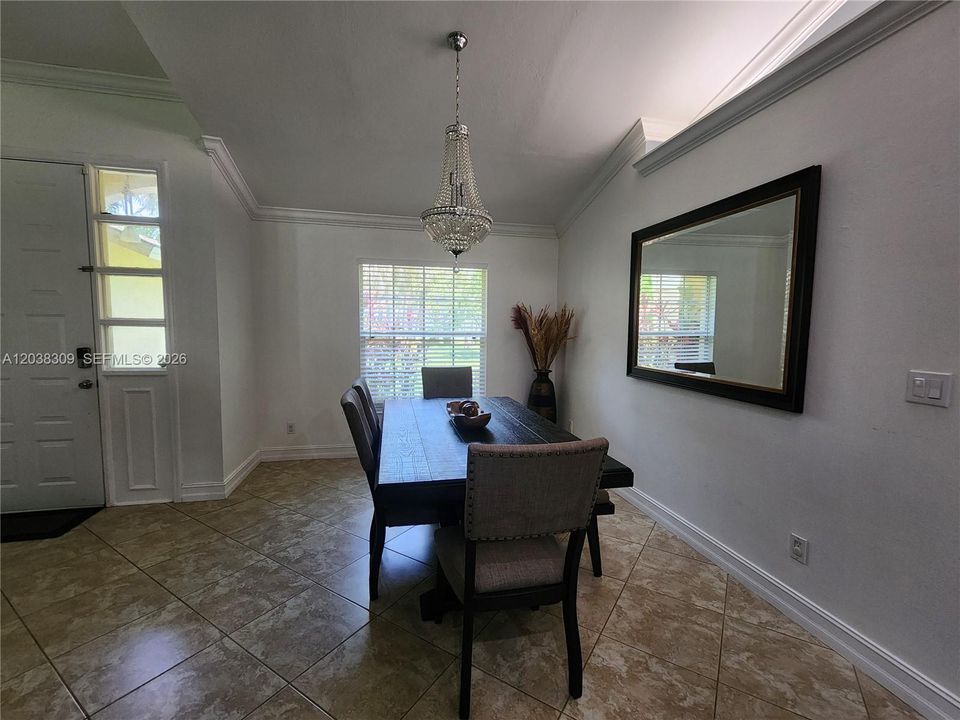 For Sale: $525,000 (3 beds, 2 baths, 1695 Square Feet)