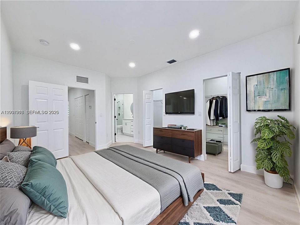 For Rent: $3,000 (3 beds, 3 baths, 1528 Square Feet)