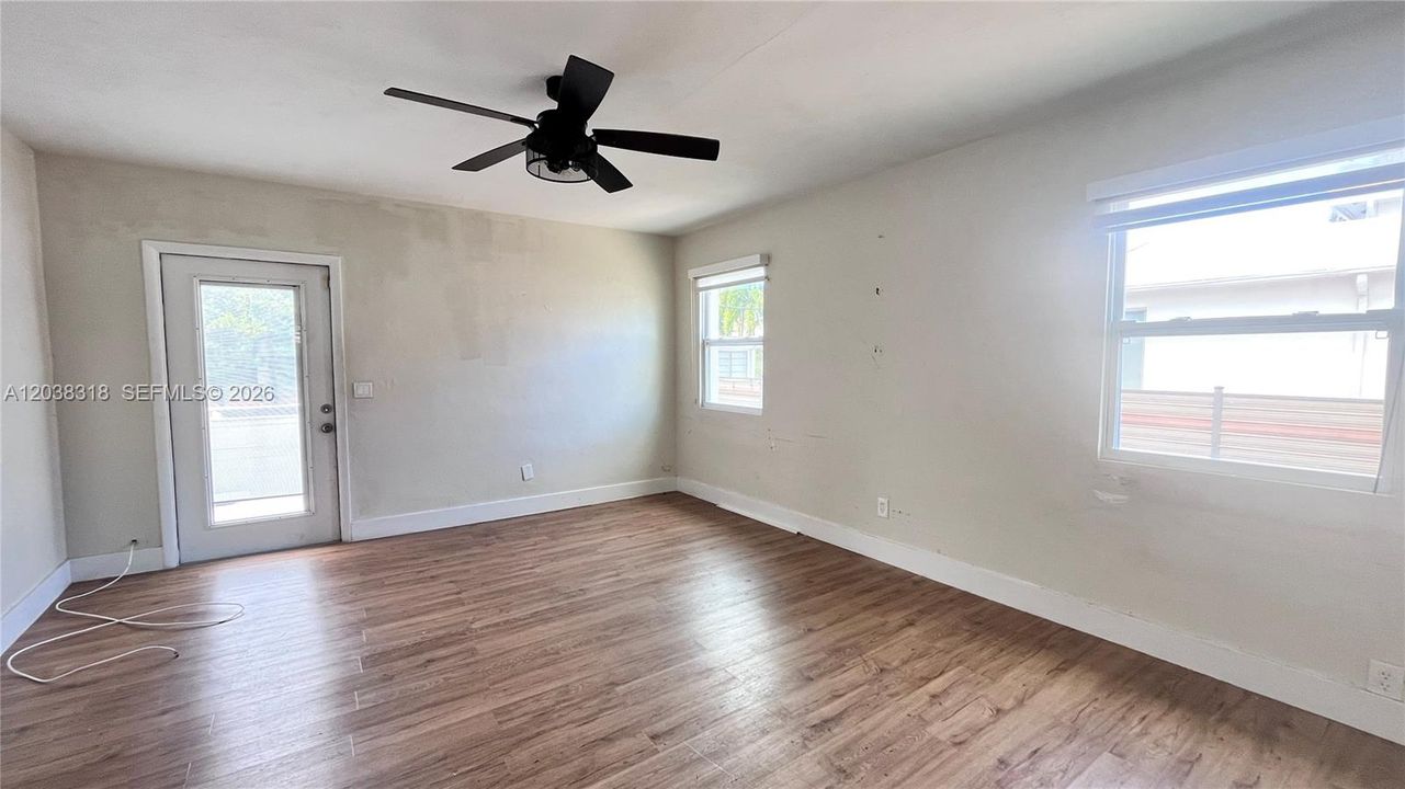 For Sale: $685,000 (3 beds, 2 baths, 1680 Square Feet)
