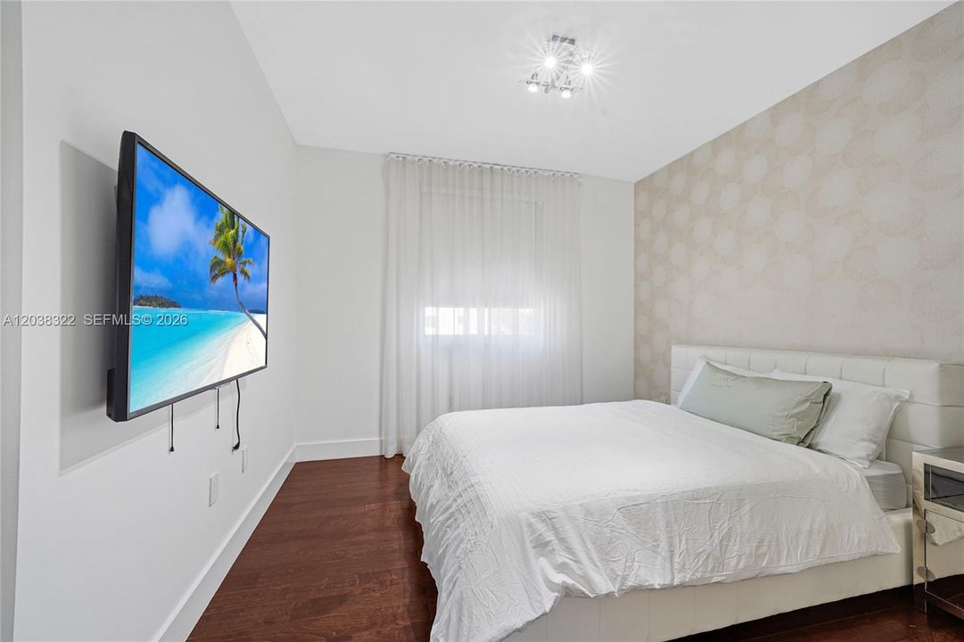 В аренду: $16,000 (6 спален, 7 ванн, 4119 Квадратных фут)