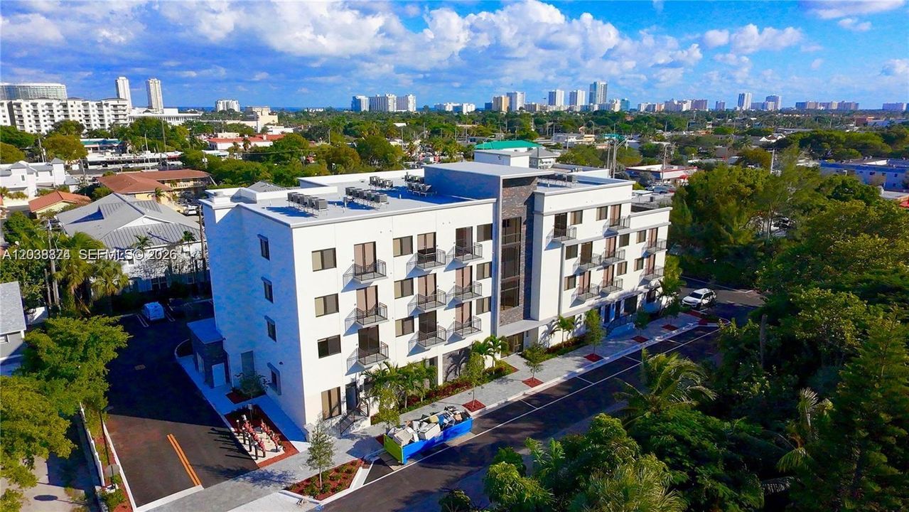 В аренду: $1,800 (0 спален, 1 ванн, 0 Квадратных фут)