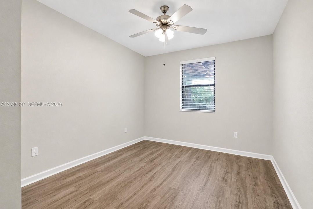 В аренду: $4,500 (5 спален, 3 ванн, 3468 Квадратных фут)